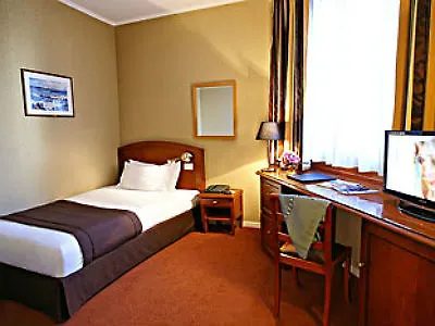 Hotel Western Au Trocadéro Parigi